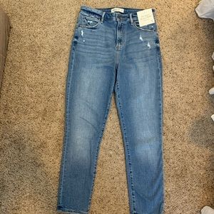 NWT A&F Curve Love Super Skinny Ankle High Rise